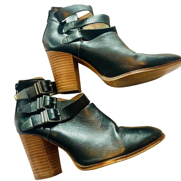 Seychelles Shoes - Seychelles Black Leather Ankle Boots  Size 8 Buckle Strap Heels EUC